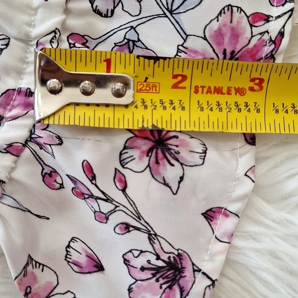 Cupcakes and Cashmere Cortina Floral Print Tank Top - Picture 12 of 15